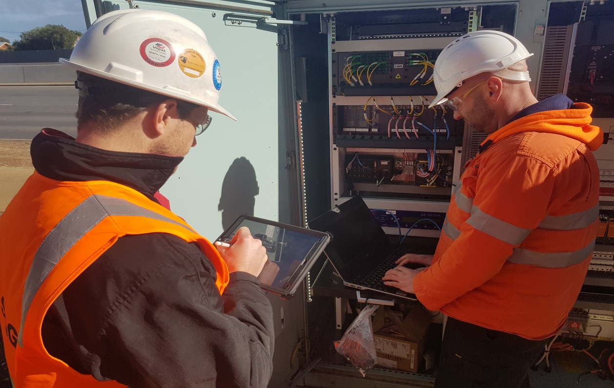 6 cross-industry applications of industrial IoT in practice